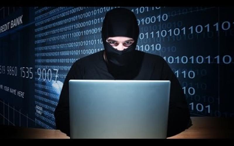 القبض على مروّج مستحضرات غير مرخصة على مواقع التواصل الإجتماعي