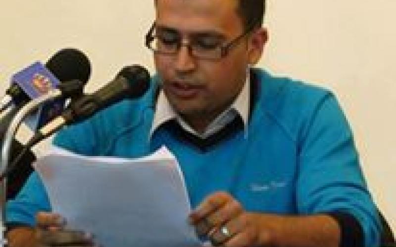 "شرفة الفِردَوس" المشي على خط التماس