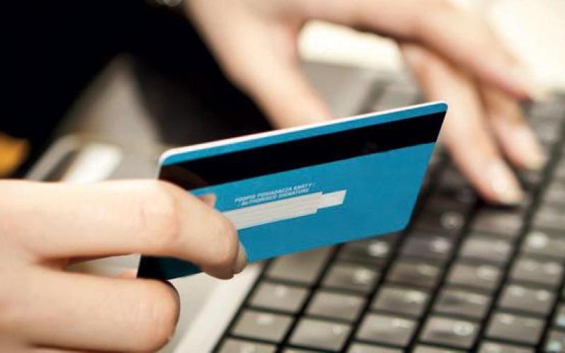 مشروع "البطاقة الإلكترونية الواحدة" لتسهيل تقديم المساعدات للاجئين