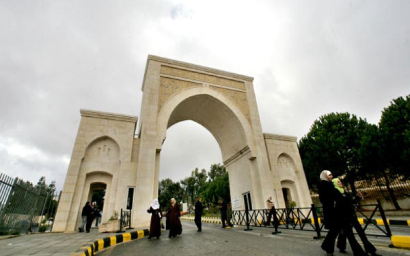 إطلاق أعيرة نارية في "البلقاء التطبيقية" والجامعة تنفي