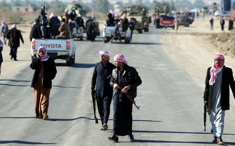 لجنة عراقيّة لتوزيع السلاح على أبناء العشائر