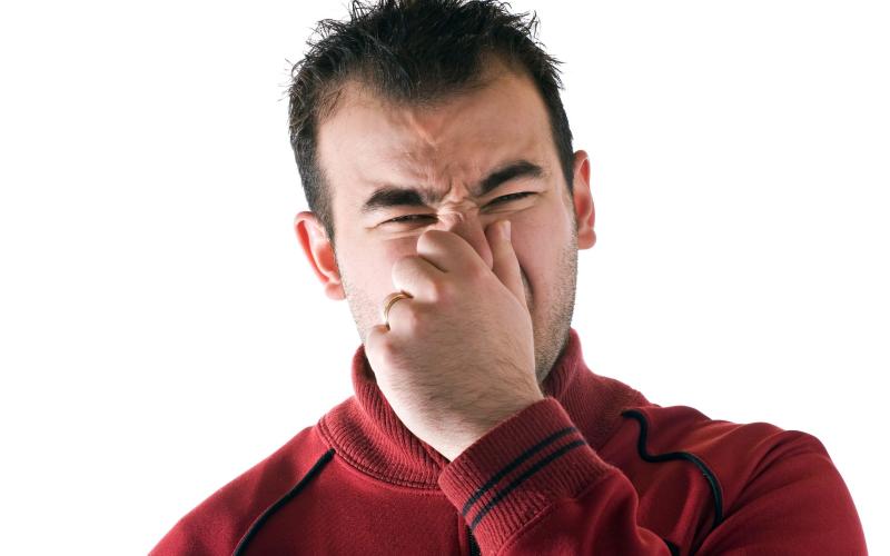 نصائح لتجنب رائحة العرق بالصيف