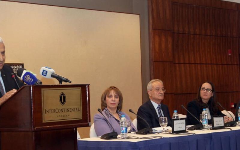 بعد "القطيعة"... الصناعيون متفائلون بوعود النسور