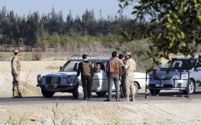 مصر: مقتل جنود ومدنيين بانفجارين شمال سيناء
