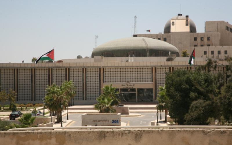 دورة استثنائية لمجلس الأمة مطلع حزيران