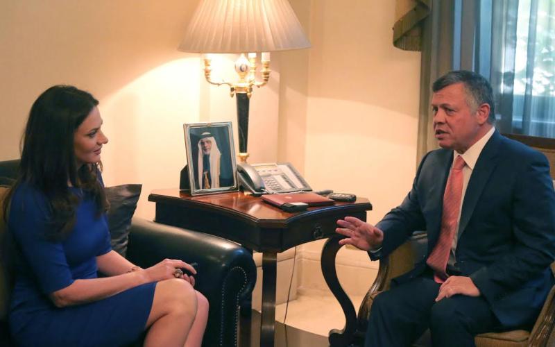 الملك يرجح فتح طريق عمان بغداد خلال الصيف