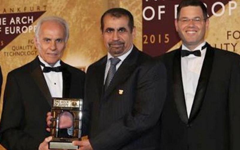 طبيب أردني يحصل على جائزة بالتميز والإبداع