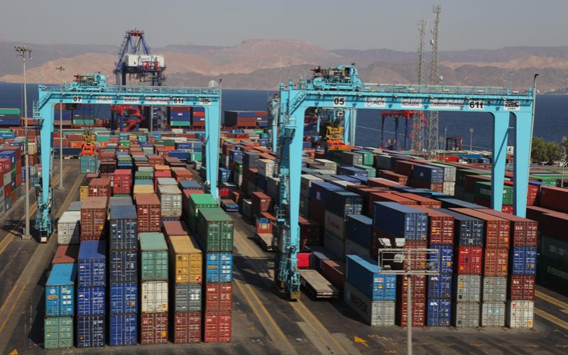الحكومة توصي بدراسة أداء ميناء العقبة