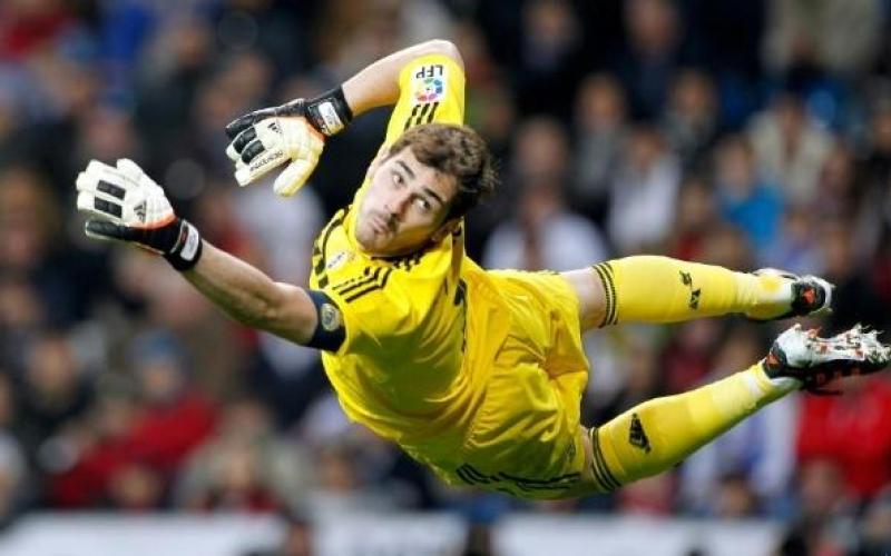 كاسياس يقترب من بورتو البرتغالي- تقرير صوتي