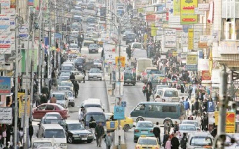 إغلاق شوارع بالزرقاء أمام المركبات