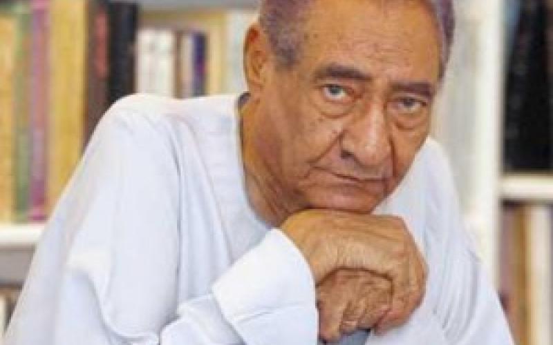 جولة مع الأبنودي بين "أفاعي النار"، والعتابا