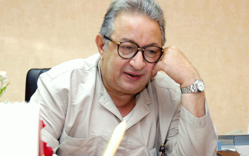 رحيل نور الشريف عن 74 عاماً