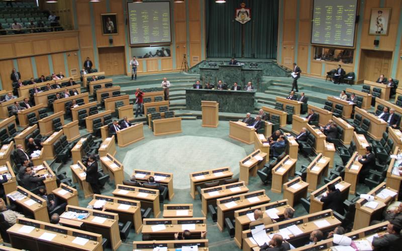 انسحاب نوّاب من جلسة المجلس الصباحية احتجاجاً على آلية التصويت