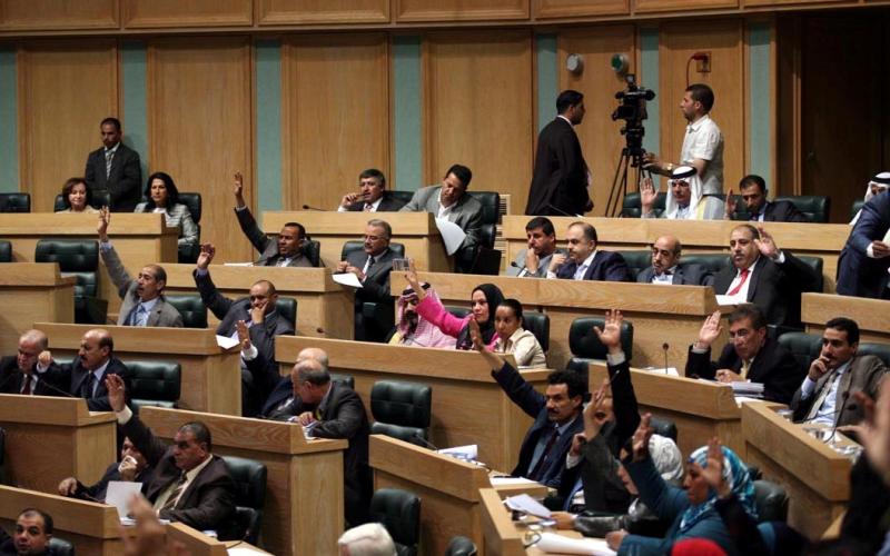 "النواب" يقر قانون البلديات بمجمله