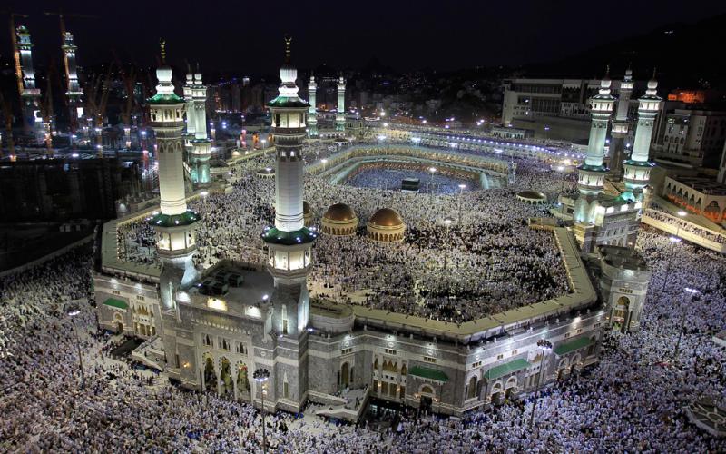 غلاء التاشيرات والفنادق يرفع اسعار رحلات عمرة رمضان