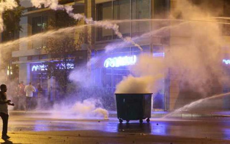 تأجيل احتجاج في لبنان بعد اشتباكات ببيروت