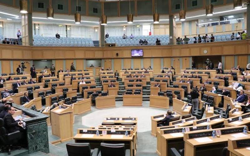 "النواب" يحصر التعيين في "المستقلة للانتخاب" بـ"الخدمة المدنية"