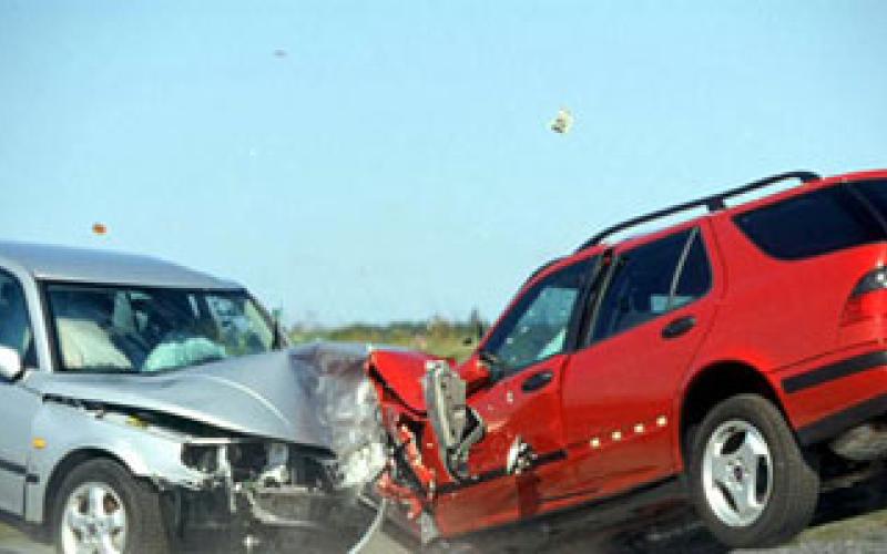 15 إصابة بحوادث سير على طرقات المملكة