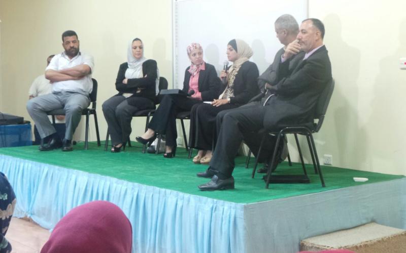مشاركون في ندوة لراديو البلد يطالبون بإيجاد آليات تحكم شركات التعاقد مع العمال