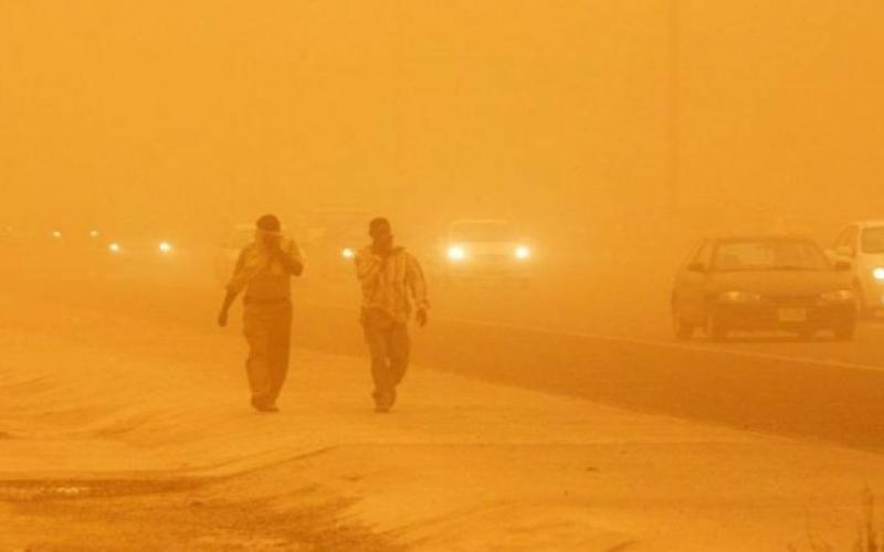   103 حالات اختناق و26 اصابة بحوادث سير حصيلة موجة الغبار بالزرقاء