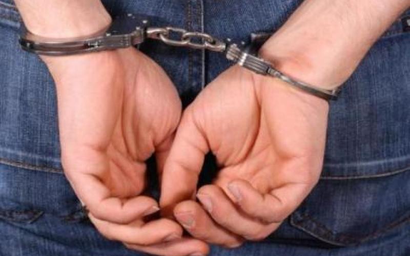 القبض على متهم بقتل شاب في طبربور