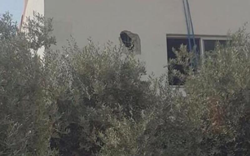 إصابة أم وطفلتها في الرمثا بقذيفة سورية