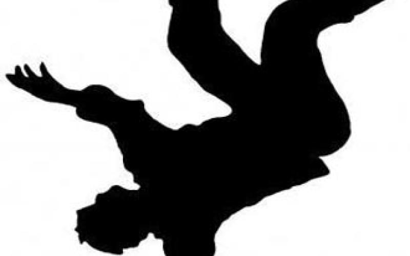 وفاة عامل بالعقبة إثر سقوطه من الطابق الثاني