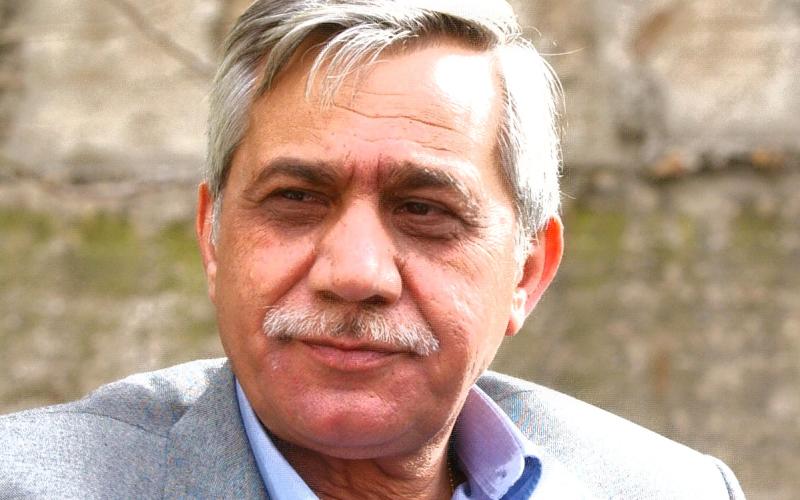 "الجنرال" في شموخه