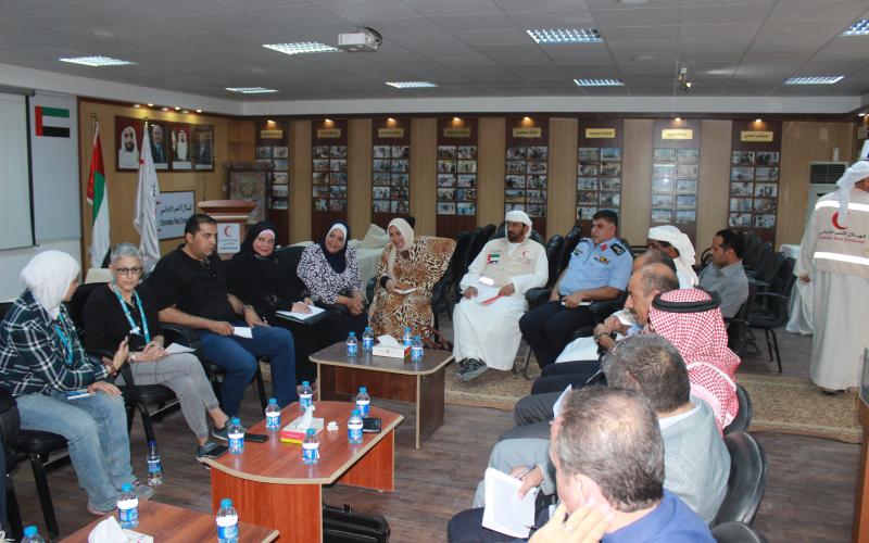 وفد تربوي يزور المخيم الإماراتي- الأردني للاجئين السوريين