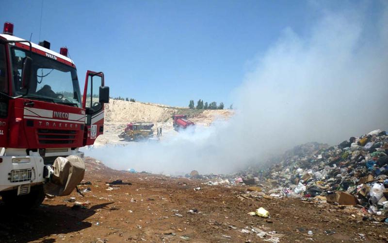 رئيس بلدية الزرقاء يقر بالمسؤولية في حرائق نفايات المحطة التحويلية