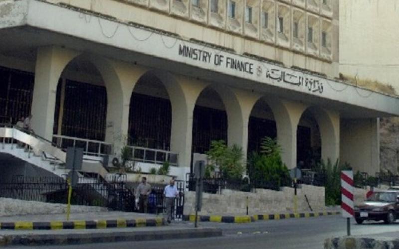 موازنة 2016.. ديْن متراكم وإنفاق حذر