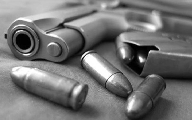 القبض على مشتبه بتورطهم بمقتل عشرينيّ