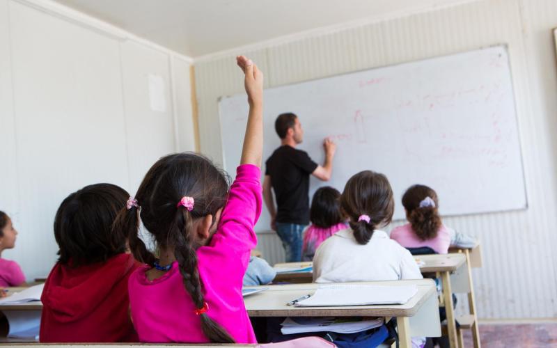 المسؤولية المشتركة لضعف التعليم الأساسي