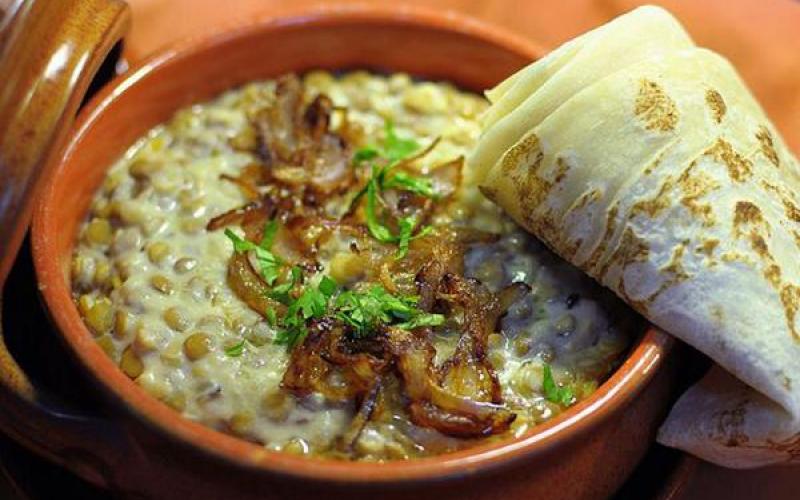 أطباق تراثية تبعث الدفء في شتاء الزرقاويين