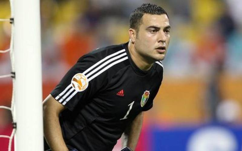 شفيع يعتزل - تقرير صوتي