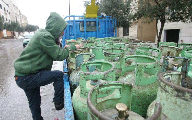 استيراد 25 ألف صمام لاسطوانات الغاز