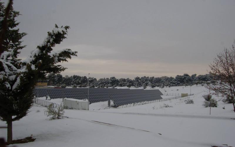 أجواء عاصفة وثلوج فوق المرتفعات