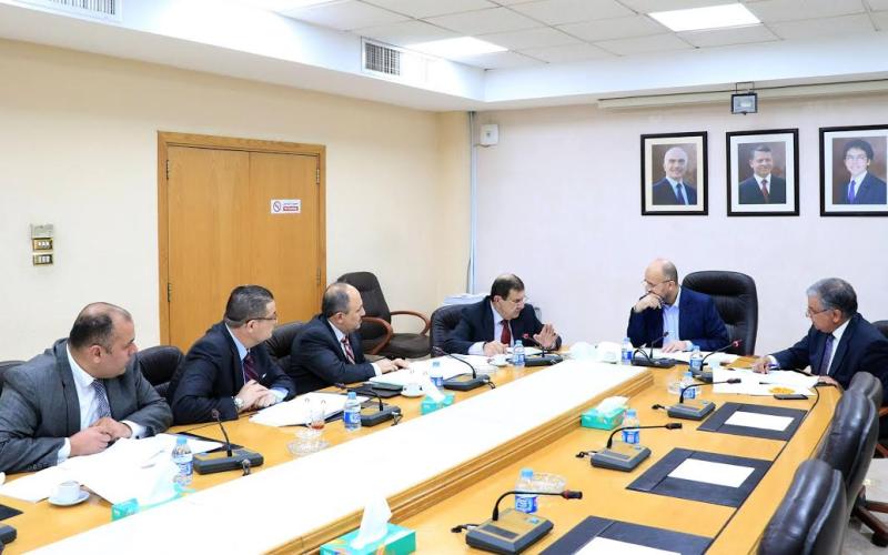 "المالية والاقتصاد" النيابية تقر "معدل المركزي"