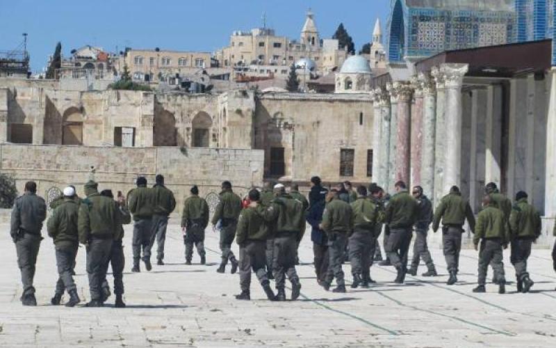 اقتحامات للمسجد الأقصى