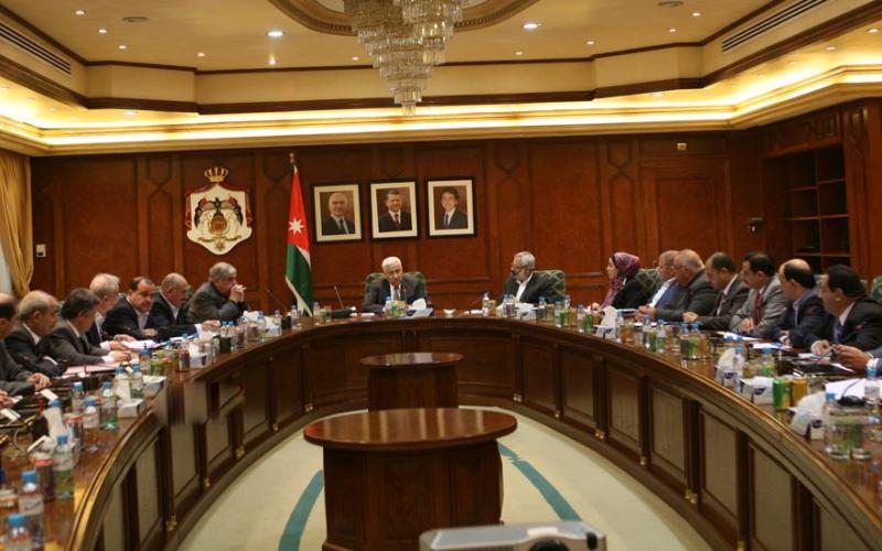 مجلس الوزراء: مشروع قانون لتنظيم التعامل بالبورصات الأجنبية