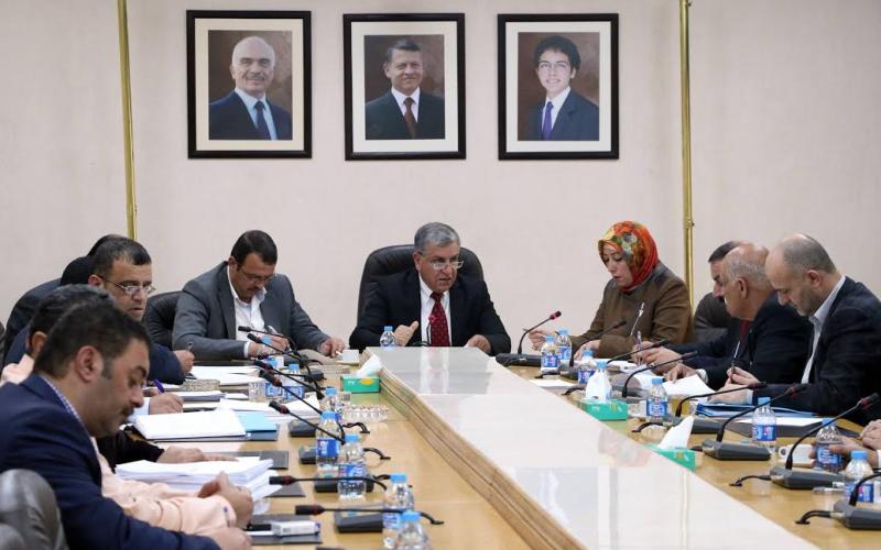 "المالية والاقتصاد" المشتركة النيابية تقر "معدل البنوك"