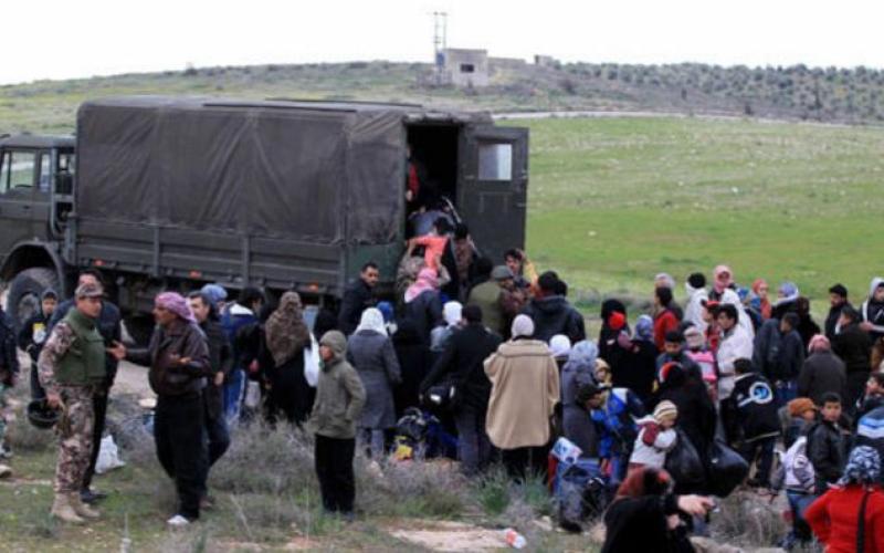 دخول 144 لاجئاً سوريّاً للأردن