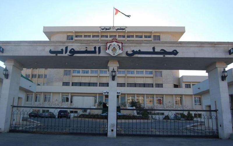 مركز القدس: قانونية النواب تجاهلت "الحوار الوطني" بقانون الانتخاب