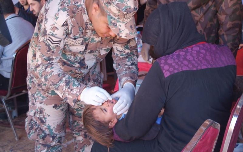 حملة تطعيم للاجئين السوريين