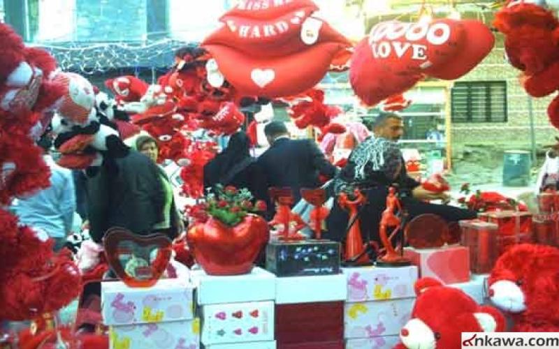 عيد "الفالنتاين" ينعش حركة التسوق في الزرقاء