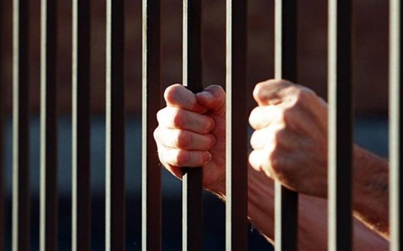 "المعلمين": قرار بحبس معتد على معلم