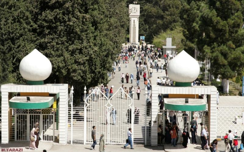 النائب المهيدات يطالب بإلحاق الطلبة العائدين من اليمن بنظام التنافس