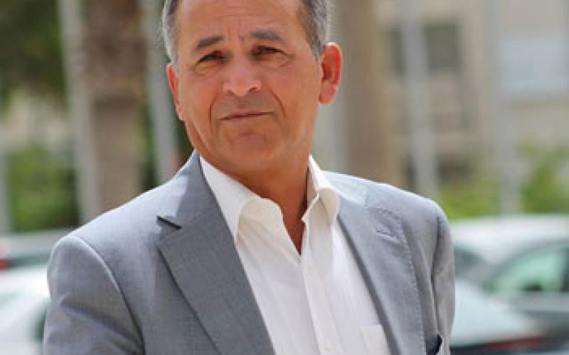 عويس يطالب بعدم ربط المخيم بأحداث إربد