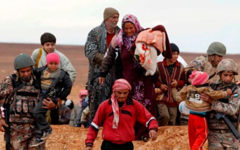 دخول 250 لاجئاً سوريّاً للأردن