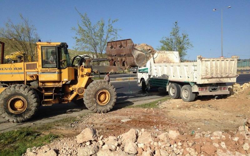 الأمانة ترفع نحو 6 آلاف من الأنقاض